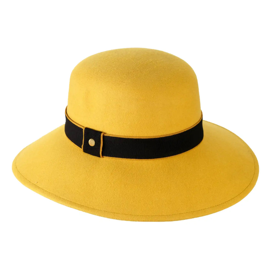 cappello a cloche signorile a tesa larga in lana merinos da donna color giallo ocra foto con vista inclinata sinistra primario nesti