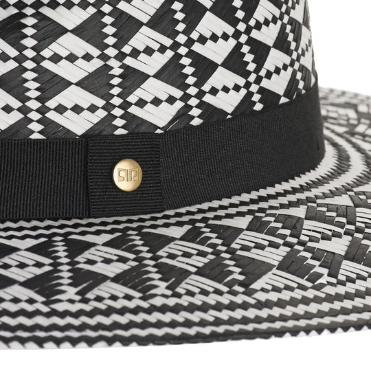 cappello da mare a fantasia geometrica da uomo foto con vista dettaglio ravvicinato color bianco nero primario nesti