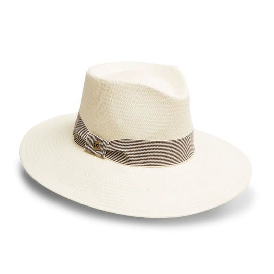 cappello fedora estivo a tesa larga da donna foto con vista inclinata color bianco primario nesti