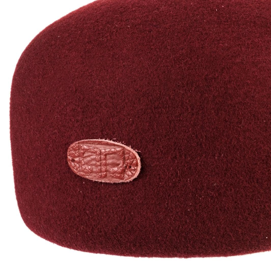 Cappello Coppola Classica color Rosso, in feltro di lana merinos da uomo, foto con vista dettaglio ravvicinato - Primario Nesti